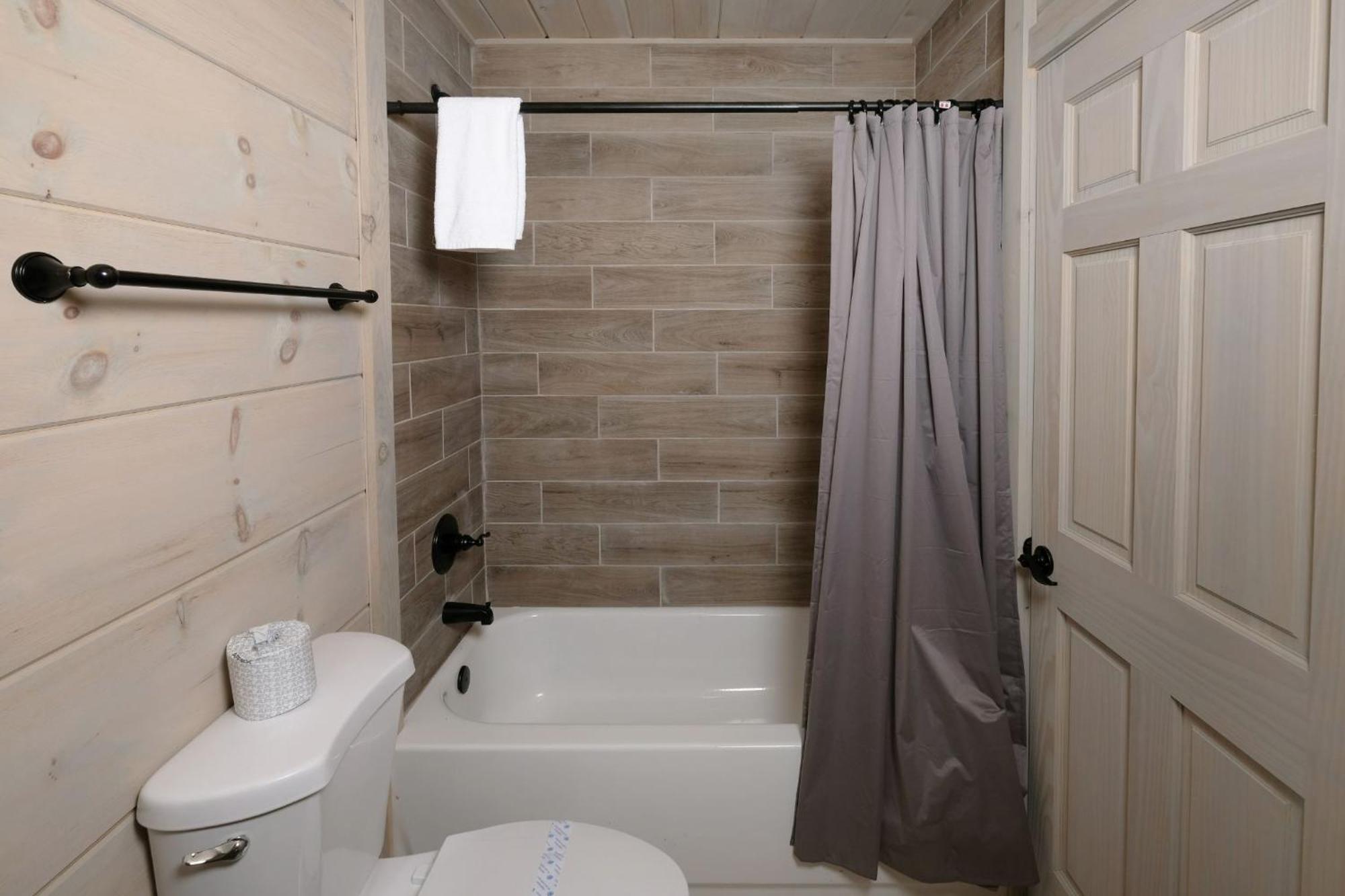 Rocky Top Lodge Гетлинбург Екстериор снимка